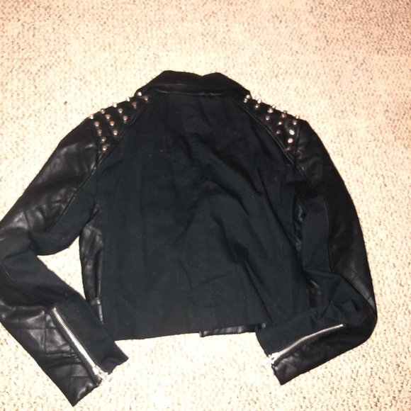 Jacket - Picture 3 of 5